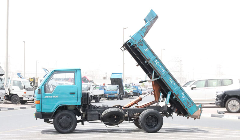 
								TOYOTA DYNA PICKUP (DUMP) full									