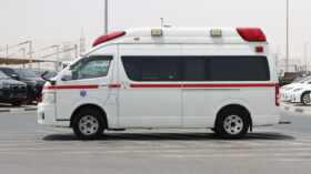 TOYOTA HIACE AMBULANCE