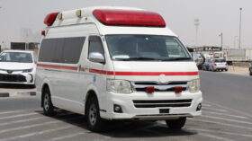 TOYOTA HIACE AMBULANCE