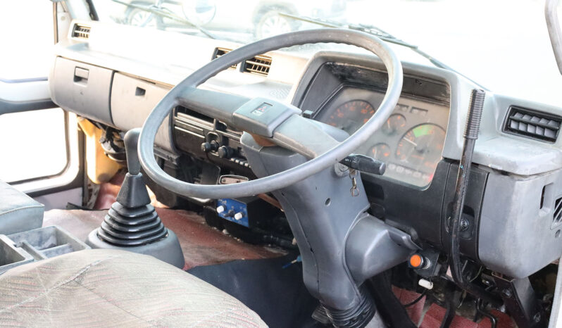 
								MITSUBISHI FUSO (TRUCK) full									