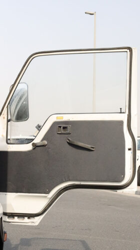 MITSUBISHI FUSO (W/BODY)