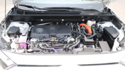 
										TOYOTA RV4 full									