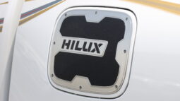 
										TOYOTA HILUX PICKUP full									