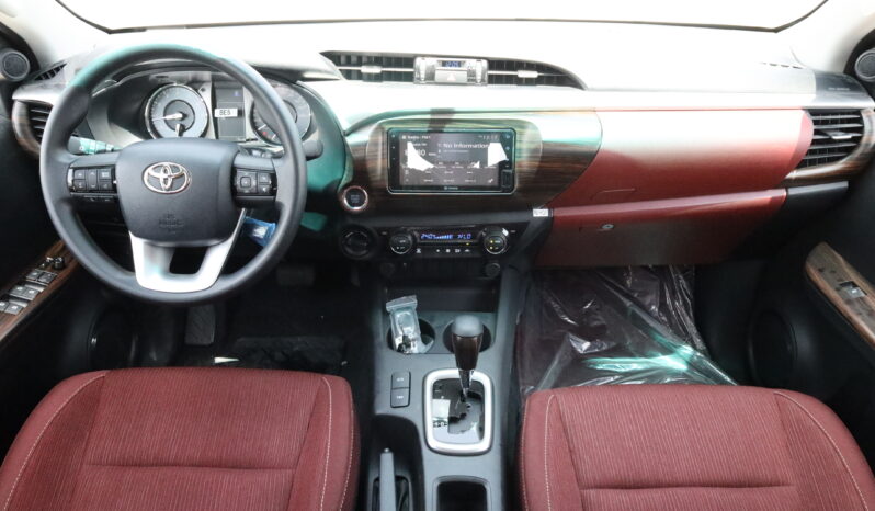 
								TOYOTA HILUX PICKUP full									