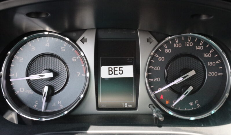 
								TOYOTA HILUX PICKUP full									