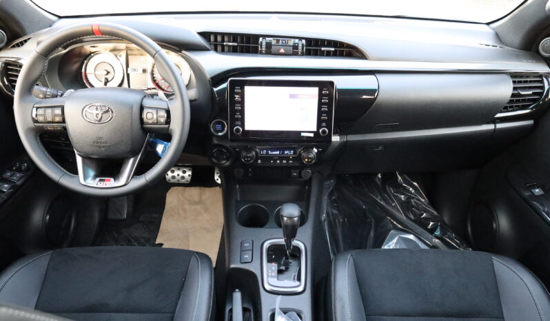 
								TOYOTA HILUX PICK UP full									