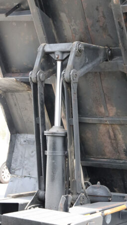 
										MITSUBISHI FUSO DUMPER full									