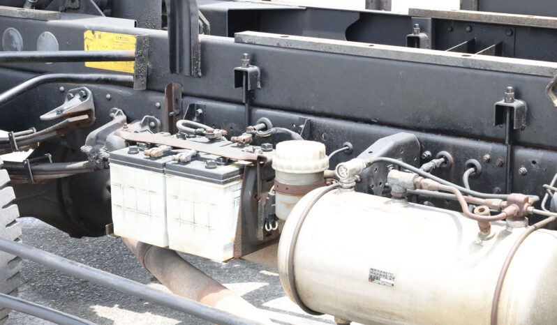 
								MITSUBISHI FUSO DUMPER full									