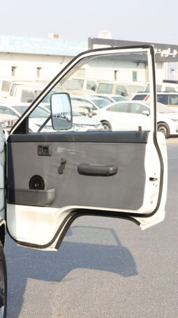 
										TOYOTA TOWNACE PICKUP full									