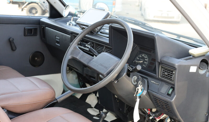 
								TOYOTA TOWNACE PICKUP full									