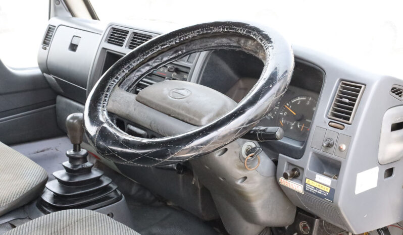 
								TOYOTA DYNA PICKUP (2 TON) full									