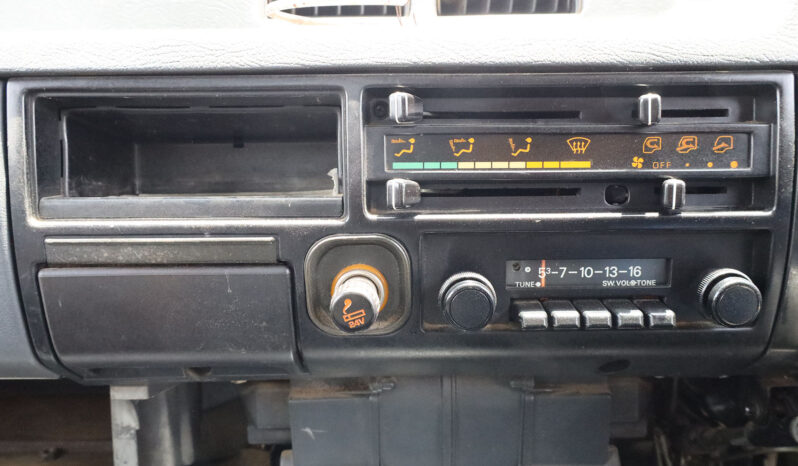 
								MITSUBISHI CANTER PICKUP (TRUCK) full									