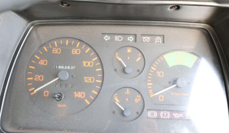 
								MITSUBISHI CANTER PICKUP (TRUCK) full									