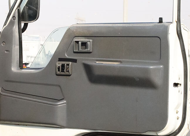 
								TOYOTA DYNA PICKUP full									