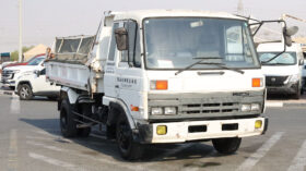 NISSAN CONDOR (DUMPER)