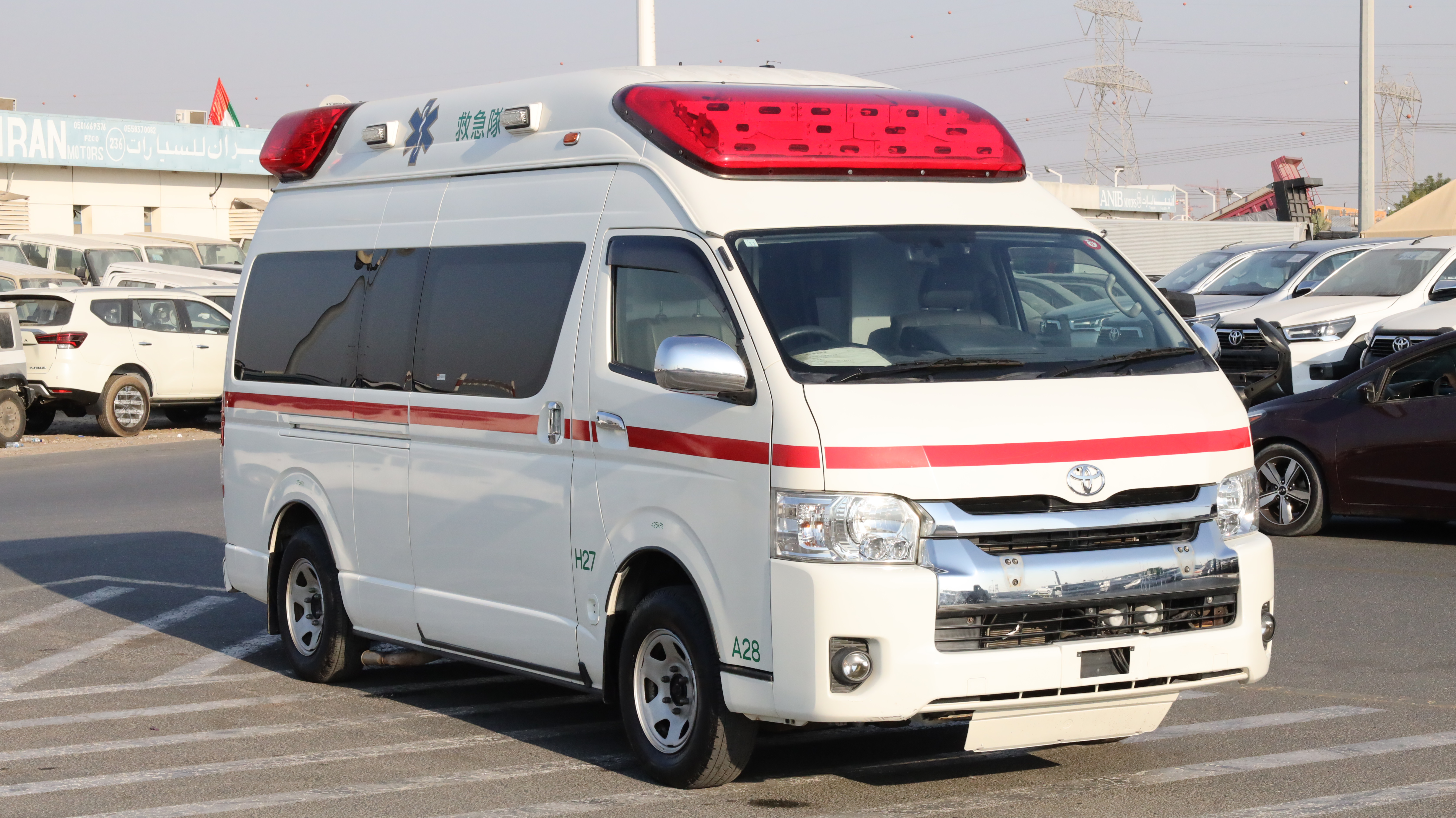TOYOTA HIACE AMBULANCE