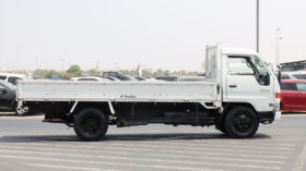 TOYOTA DYNA PICKUP (BOX)