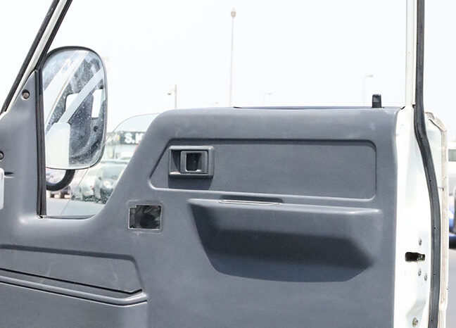 
								TOYOTA DYNA PICKUP (BOX) full									