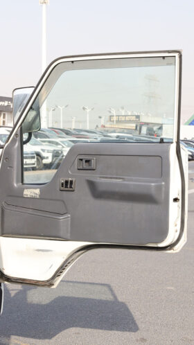TOYOTA DYNA PICKUP (CRAIN)
