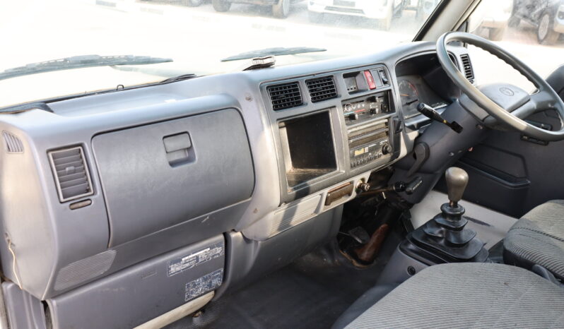 
								TOYOTA DYNA PICKUP full									