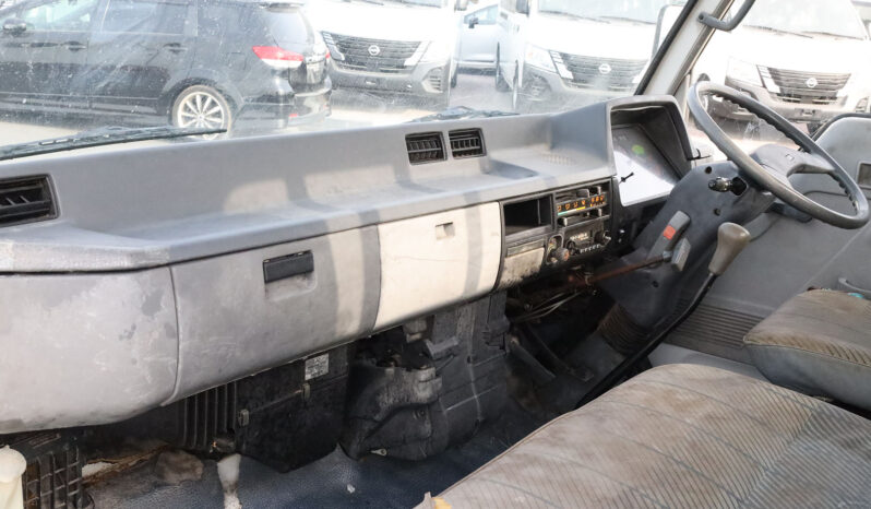 
								MITSUBISHI CANTER PICKUP (TRUCK) full									