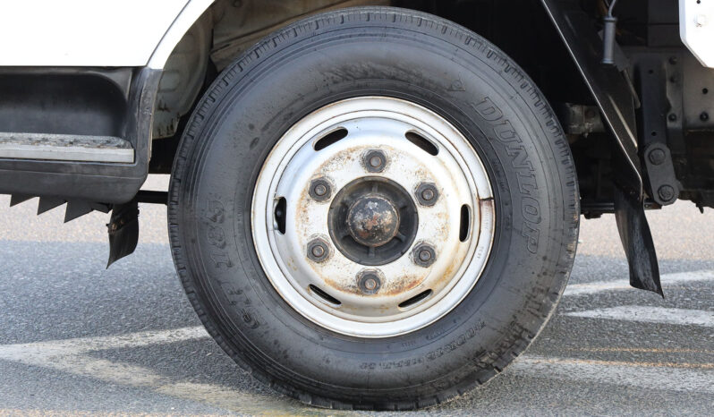 
								MITSUBISHI CANTER PICKUP (TRUCK) full									