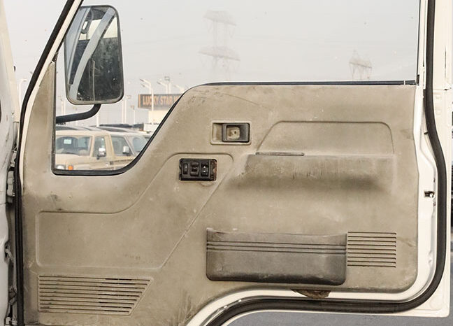 
								MITSUBISHI CANTER PICKUP (W\BODY) full									