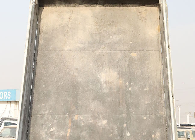 
								MITSUBISHI FUSO DUMPER full									
