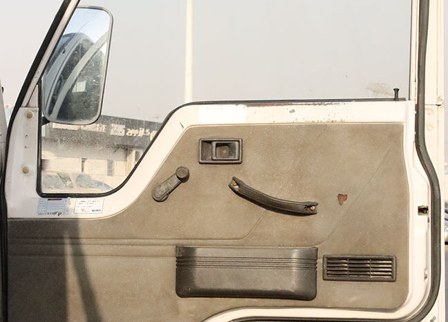 
								MITSUBISHI FUSO DUMPER full									