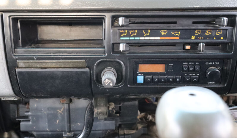 
								MITSUBISHI FUSO DUMPER full									