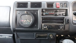 
										TOYOTA DYNA VAN full									