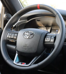 
										TOYOTA HILUX PICK UP full									