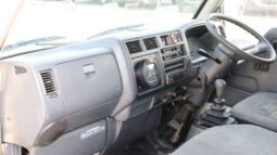 
										TOYOTA DYNA VAN full									