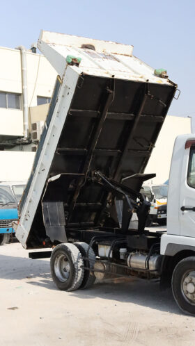 MITSUBISHI FUSO (DUMPER)