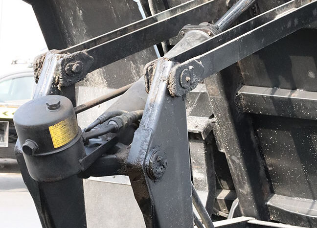 
								MITSUBISHI FUSO (DUMPER) full									