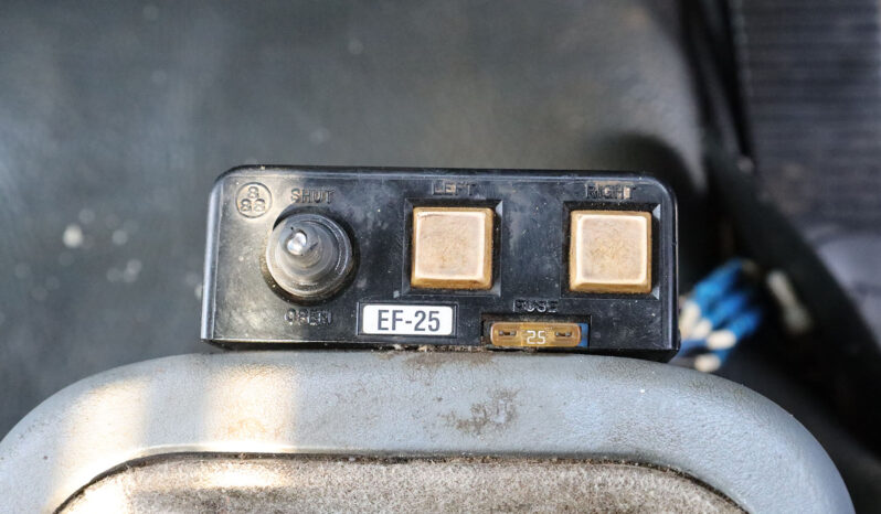 
								MITSUBISHI FUSO (DUMPER) full									