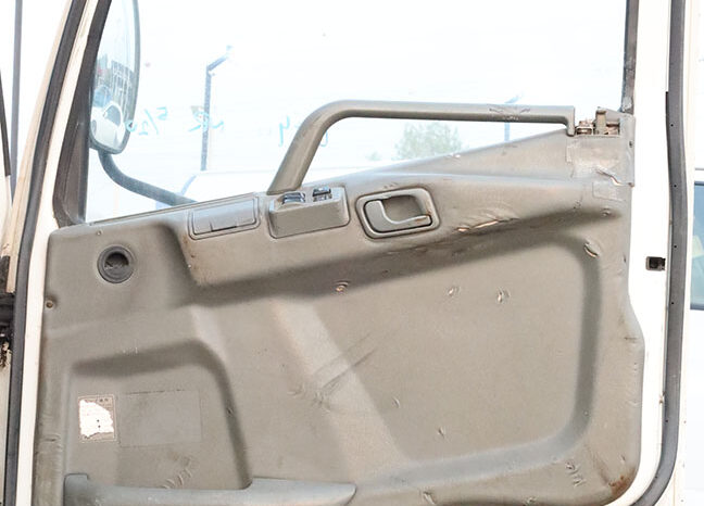 
								MITSUBISHI FUSO (DUMPER) full									