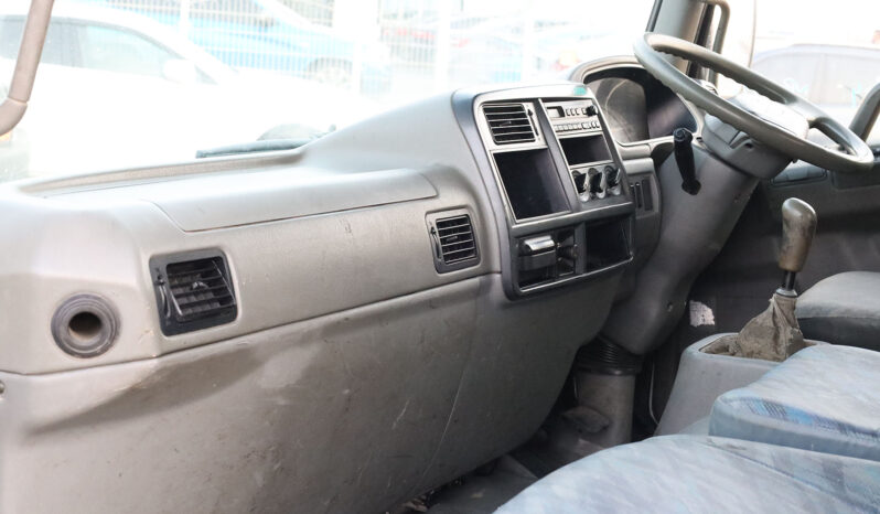 
								MITSUBISHI FUSO (DUMPER) full									
