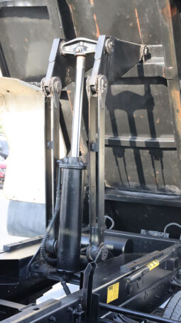 
										ISUZU FORWARD DUMPER full									
