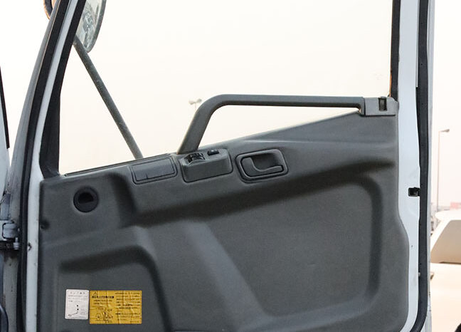 
								MITSUBISHI FUSO (DUMPER) full									