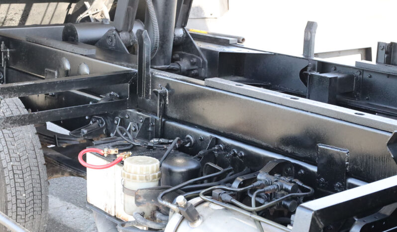 
								MITSUBISHI FUSO (DUMPER) full									