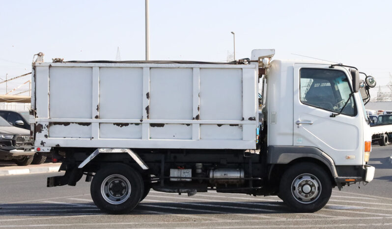 
								MITSUBISHI FUSO (DUMPER) full									