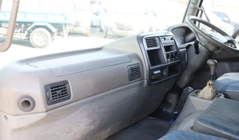 
								MITSUBISHI FUSO (DUMPER) full									