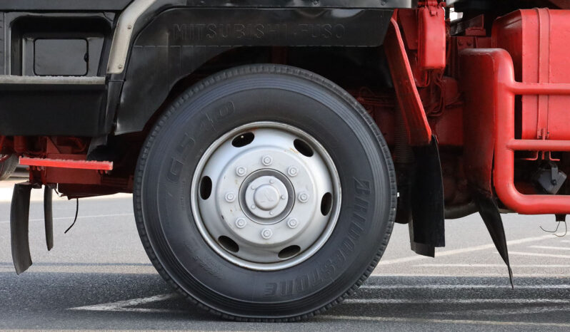 
								MITSUBISHI FUSO DUMPER full									