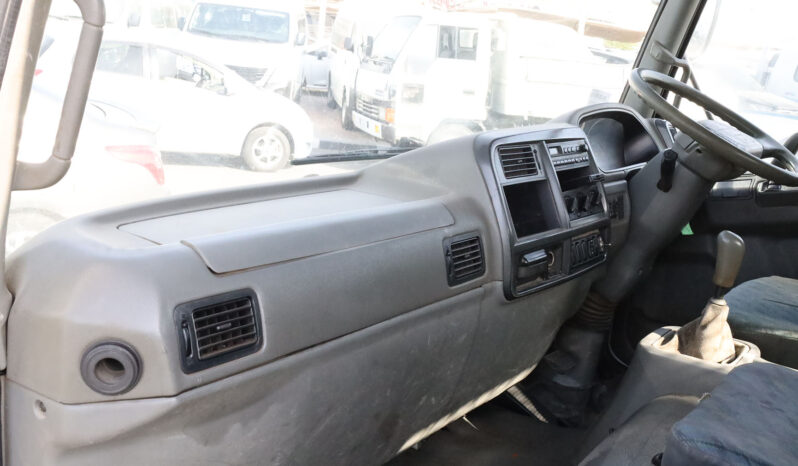 
								MITSUBISHI FUSO (DUMPER) full									