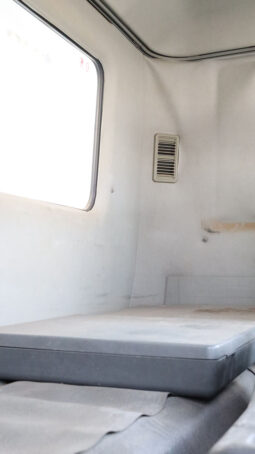 
										MITSUBISHI FUSO (DUMPER) full									