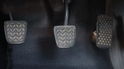 
										TOYOTA LAND CRUISER full									