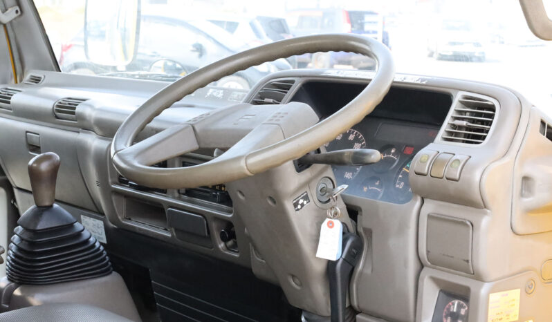 
								ISUZU DUMPER full									