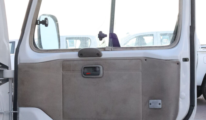 
								BUS full									