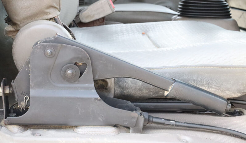 
								ISUZU DUMPER full									